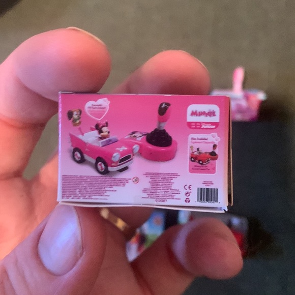 Minnie Mouse Disney mini brands lot of 7 , ultra rare gold included - Picture 4 of 12